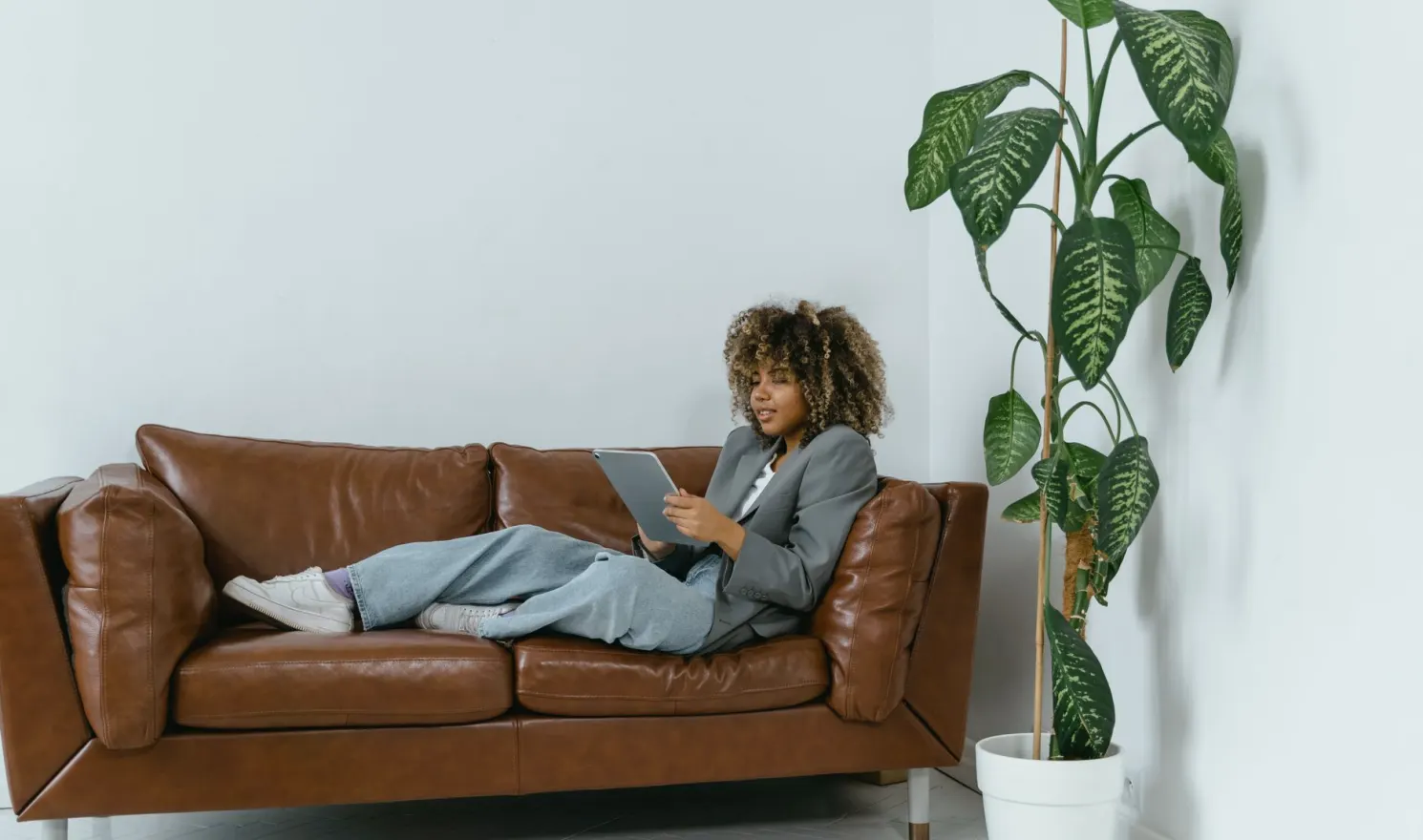 Free Weekly Reading or Paid Inbox Edition: Which Suits You